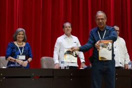 Confieren Premio anual de Geología a científico santiaguero