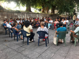 Gobernadora de Santiago de Cuba se reúne con estudiantes universitarios