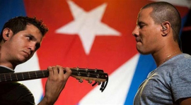Dúo Buena Fe llegó a Cuba tras concluir gira en España
