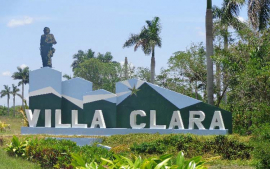 Presidente de Cuba visita central provincia de Villa Clara