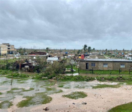 Huellas del huracán Ian en poblado pesquero de Cuba
