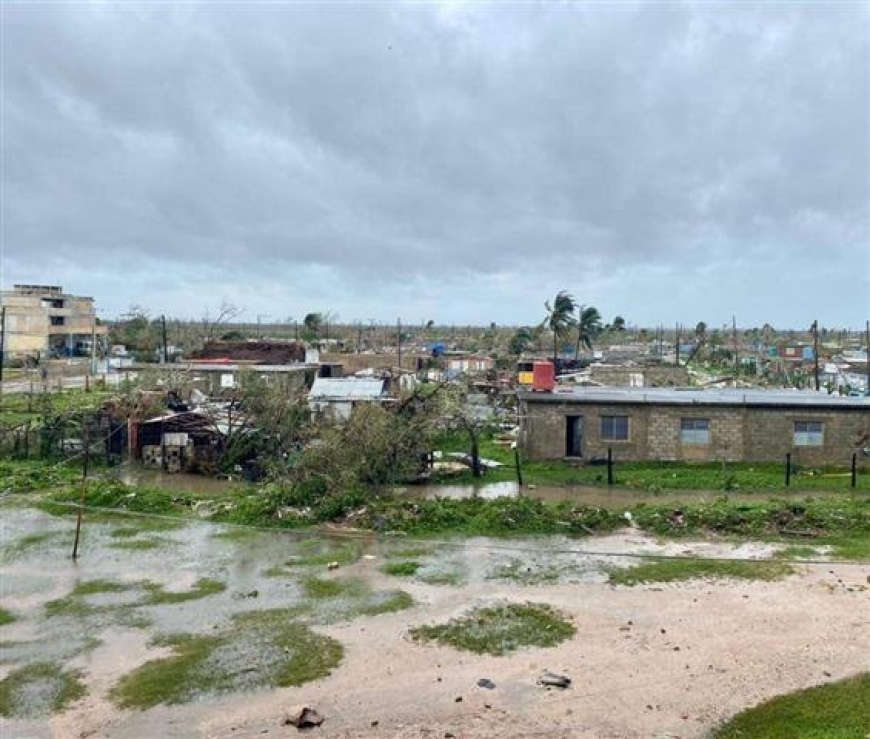 Huellas del huracán Ian en poblado pesquero de Cuba