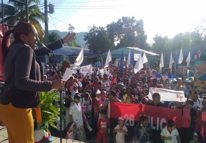 En comunidades serranas, y en los poblados de los nueve municipios, se han realizado actos patrióticos en saludo al Primero de Mayo stgo2 1