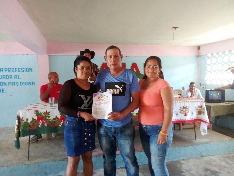 campesinosanluis1