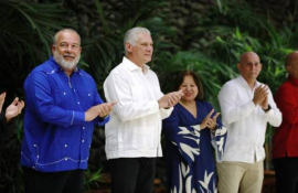 Presidió Díaz-Canel el acto de condecoraciones por el aniversario 65 de la FMC