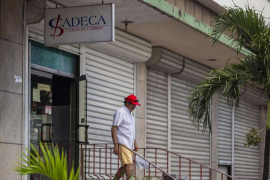 Casas de Cambio de Cuba aceptarán depósitos de dólares en efectivo