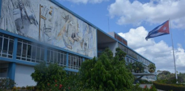 Reconocen a Universidad de Oriente y a profesores en jornada por Día del Educador