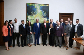 Presidente cubano recibió a delegación de sector agrícola de EEUU