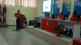 Instan universitarios a fortalecer proyecto socialista