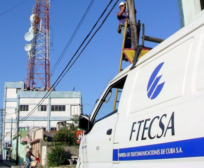 Garantizan servicios de comunicación tras intensas lluvias