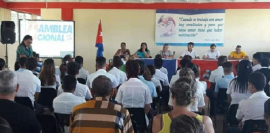 Desarrollan asambleas municipales de la FEEM en Santiago de Cuba