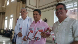 Medalla 60 aniversario de la Upec a periodistas santiagueros
