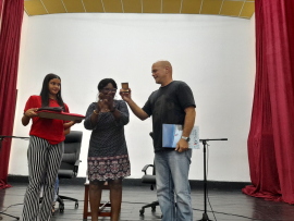 De visita en Santigo de Cuba, Gerardo Hernández Nordelo con motivo de las celebraciones por el aniversario 64 de los CDR