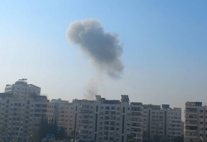 Israel ataca edificios residenciales en la capital siria
