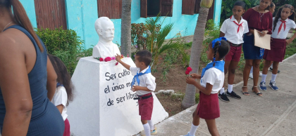 Miles de niños de Santiago de Cuba ingresan hoy a la Organización de Pioneros