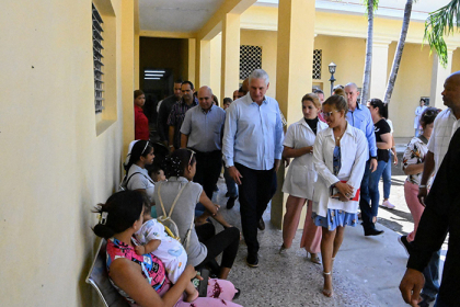 Díaz-Canel: Defender entre todos la unidad