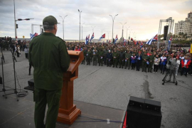 Como los junquillos anudados en el centro del escudo, la unidad es el arma más poderosa de nuestra Revolución