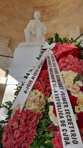 En nombre de Cuba, Santiago honra Martí