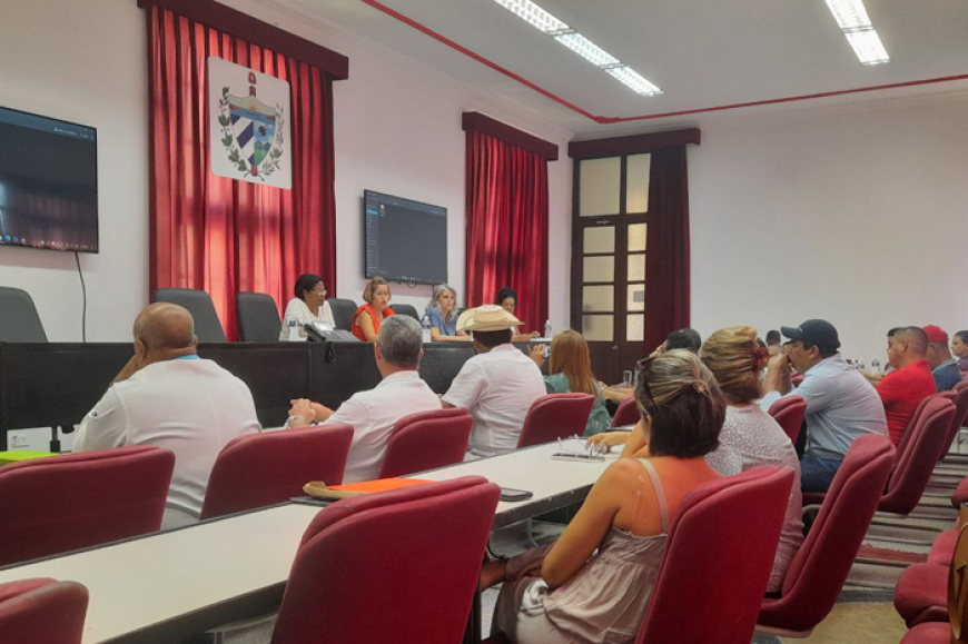 Delegación latinoamericana resalta logros humanistas de Cuba