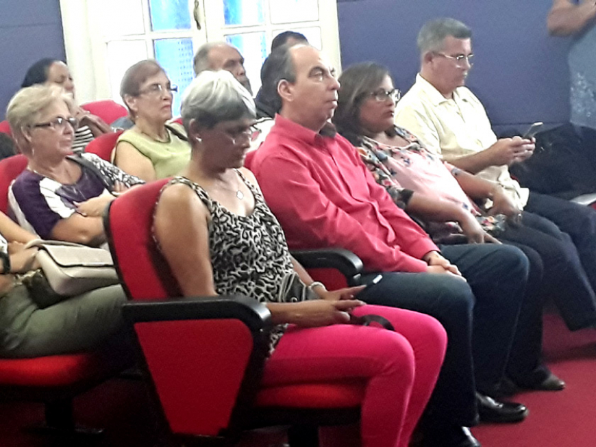 Presentan “Santiago de Cuba desde la fundación a la República” de la Dra.C. Olga Portuondo Zúñiga
