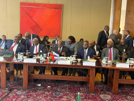 Angola examinó cooperación con Brasil y Cuba