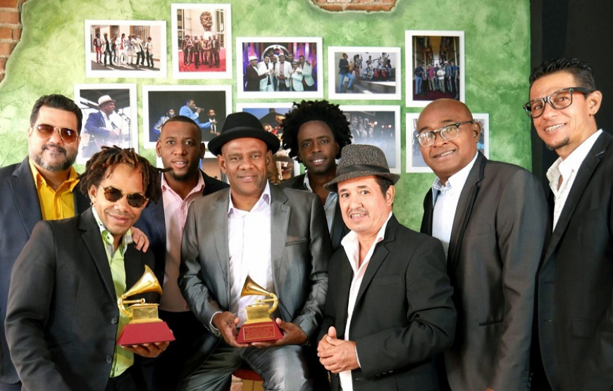 Cargados de cubanos salen los “Grammy Latinos”