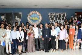Universitarios por un futuro de cooperación internacional
