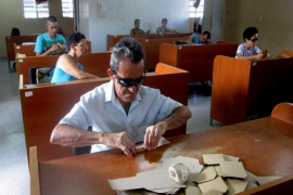 Aprueban beneficios fiscales para talleres que emplean a personas con discapacidad