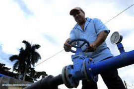 Detalles de la distribución de agua en Santiago de Cuba